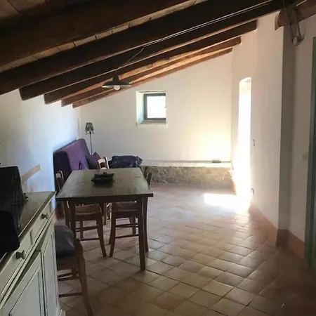 Il Mandorlo 3*